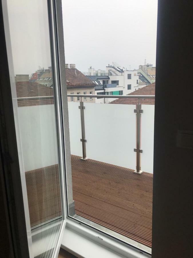 Modern With Balcony * Viena